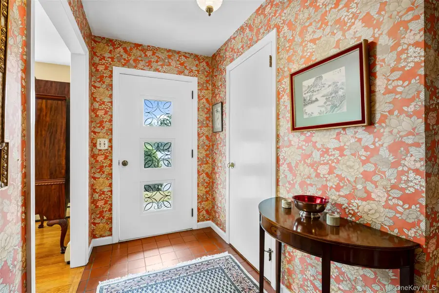 46 Skyview Drive, Poughkeepsie, NY 12603 - Image #3