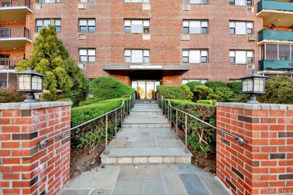 266 Pelham Road #5H, New Rochelle, NY 10805
