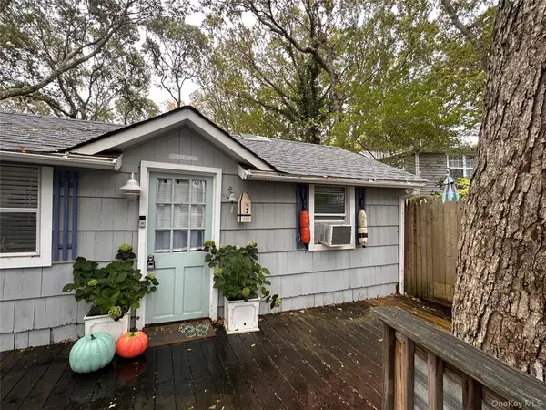 47 Woodcliff Trail, Baiting Hollow, NY 11933