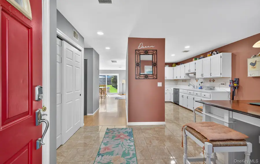 21 Indian Trace, Kings Park, NY 11754 - Image #2