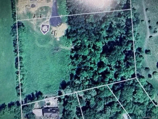 8 Jefferson Avenue, New Windsor, NY 12553 - Image #2