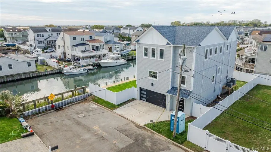 3695 S Somerset Drive, Seaford, NY 11783 - Image #2