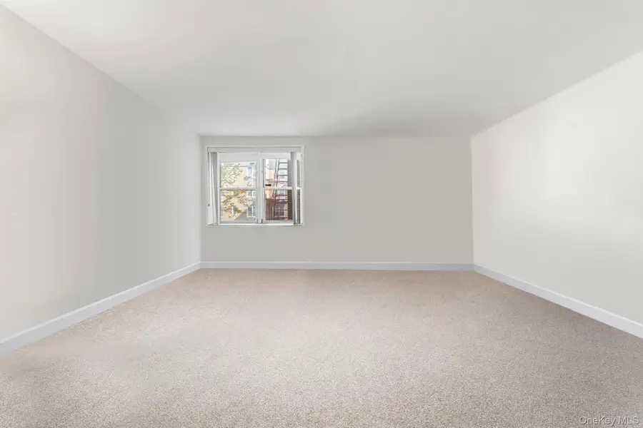 1 Sadore Lane #5Z, Yonkers, NY 10710 - Image #2