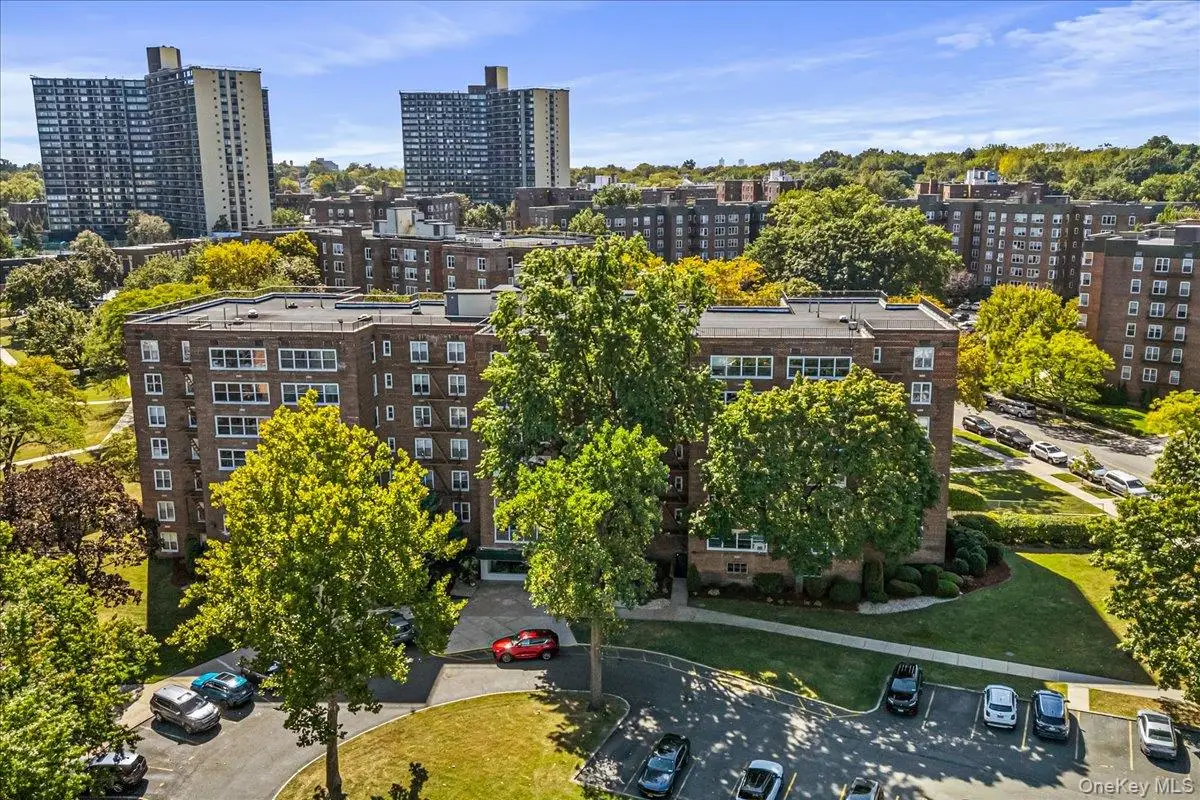 211-10 18th Avenue #5J, Bayside, NY 11360 - Image #1