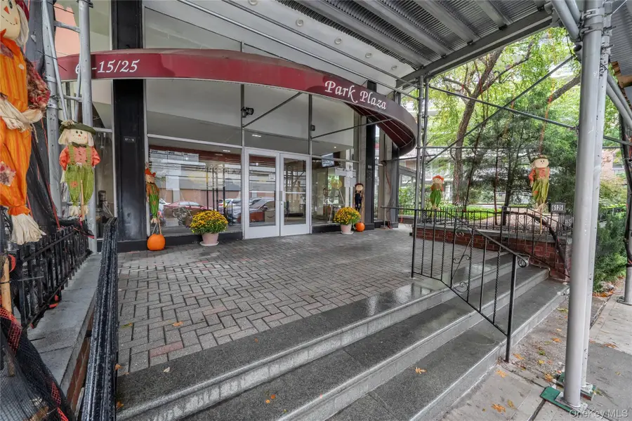 61-25 97th Street #12-M, Rego Park, NY 11374 - Image #2