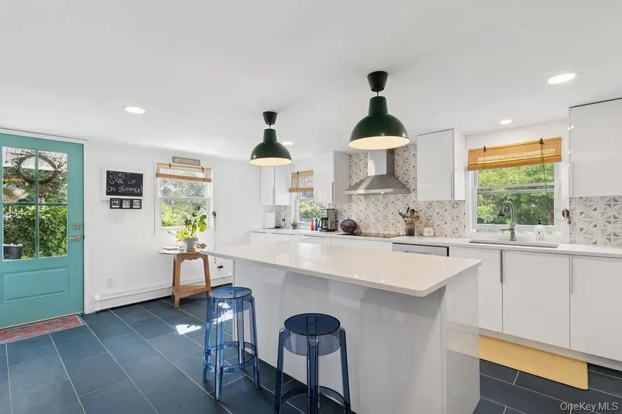 1 Leo Street, Patchogue, NY 11772 - Image #3