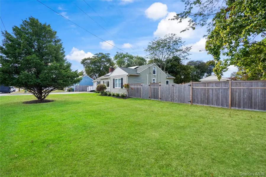 276 Bay Avenue, Patchogue, NY 11772 - Image #3
