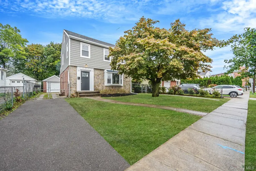 132 Duncan Road, Hempstead, NY 11550 - Image #2