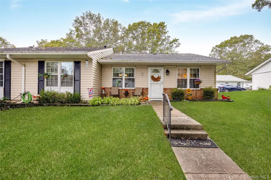 412B Weymouth Court, Ridge, NY 11961 - Image #2