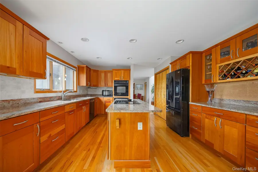 2 English Way, Pleasant Valley, NY 12569 - Image #2