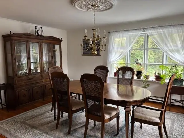 59 Edgewood Avenue, Oakdale, NY 11769 - Image #3