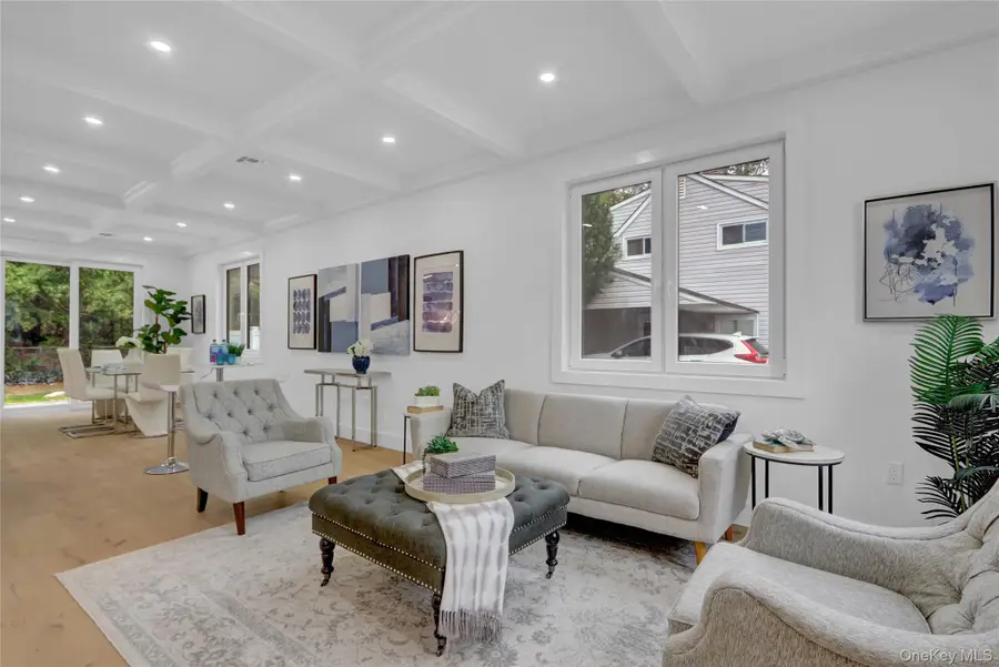 126 Rim Lane, Hicksville, NY 11801 - Image #2