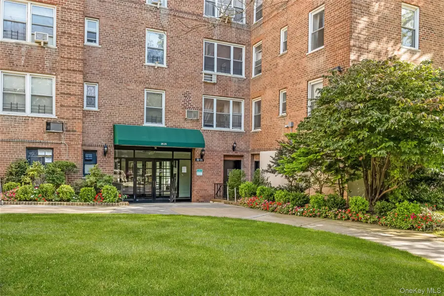 26-25 Union Street #3E, Flushing, NY 11354 - Image #2