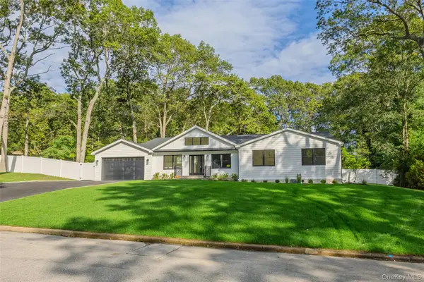 29 Seward Drive, Dix Hills, NY 11746