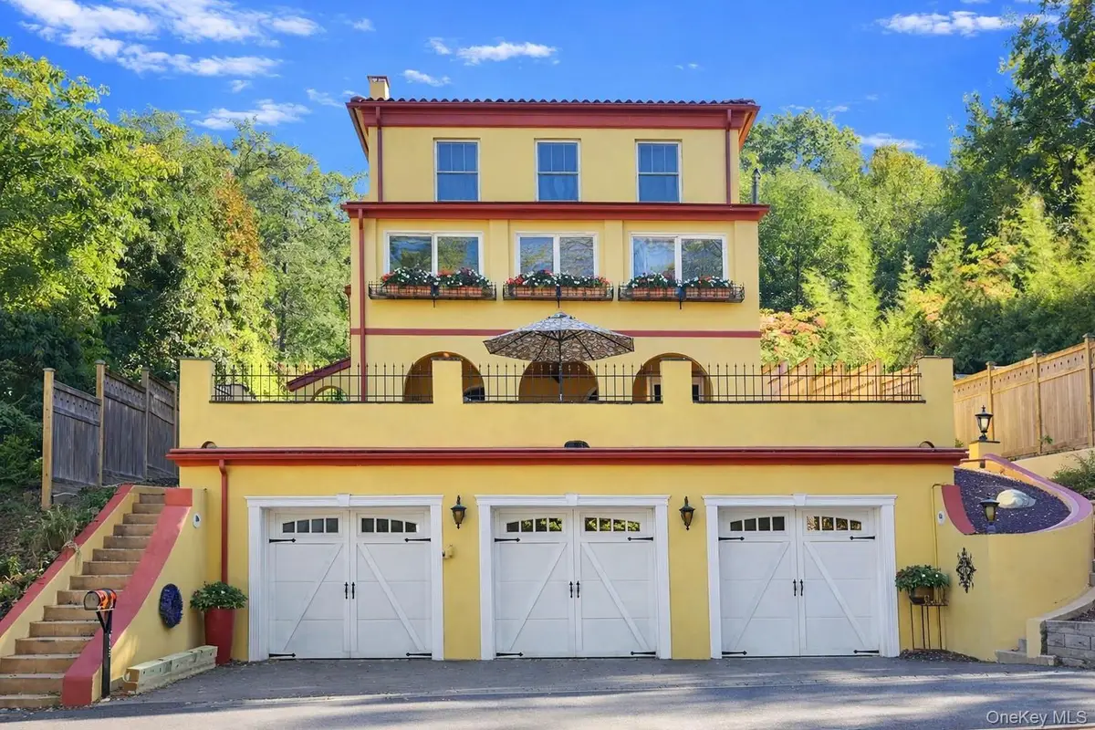 126 Cove Road, Oyster Bay Cove, NY 11771 - Image #1