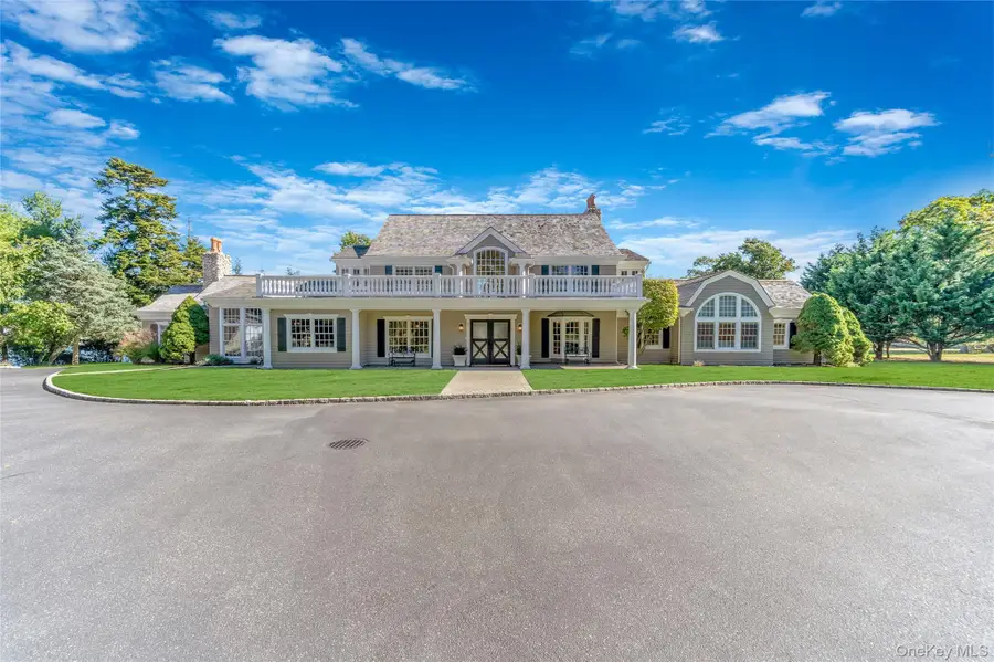 300 Maple Street, Islip, NY 11751 - Image #2