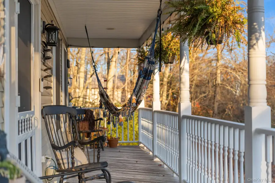 557 Oregon Trail, Pine Bush, NY 12566 - Image #3