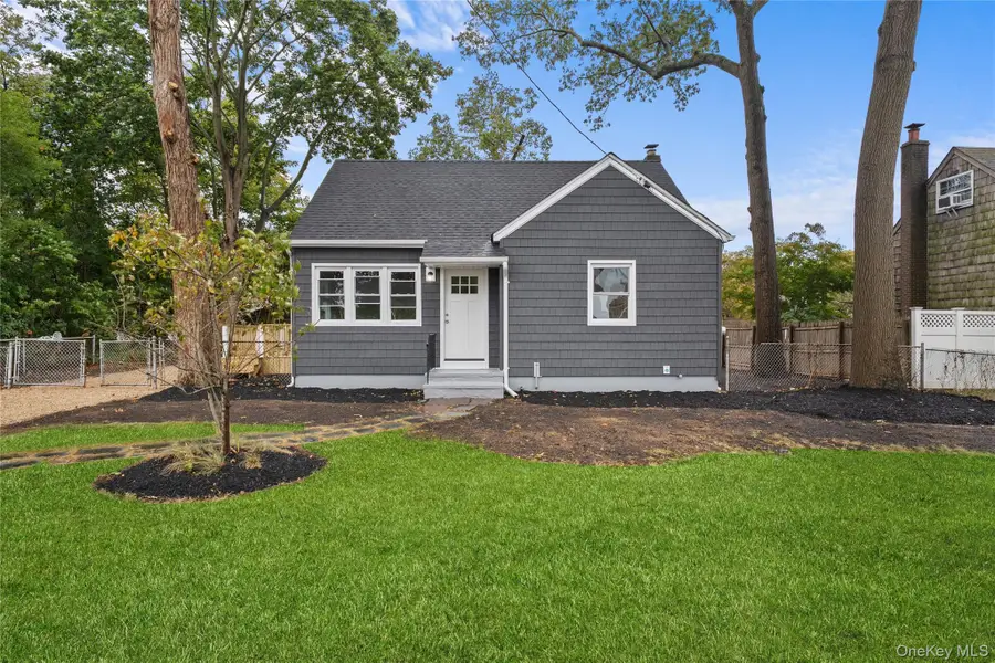 78 Phelps Lane, North Babylon, NY 11703 - Image #2