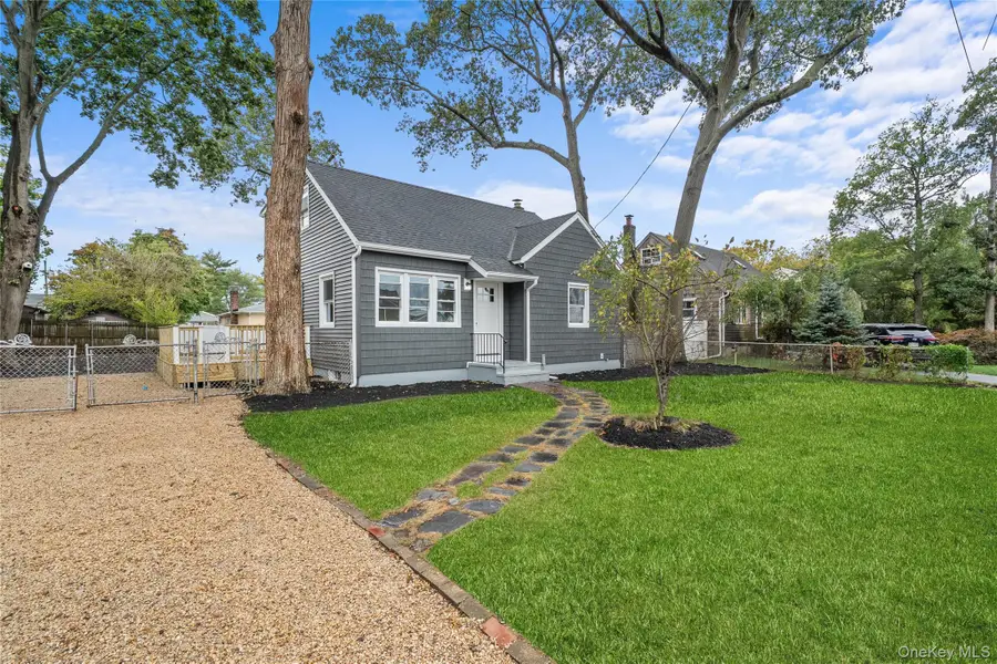 78 Phelps Lane, North Babylon, NY 11703 - Image #3