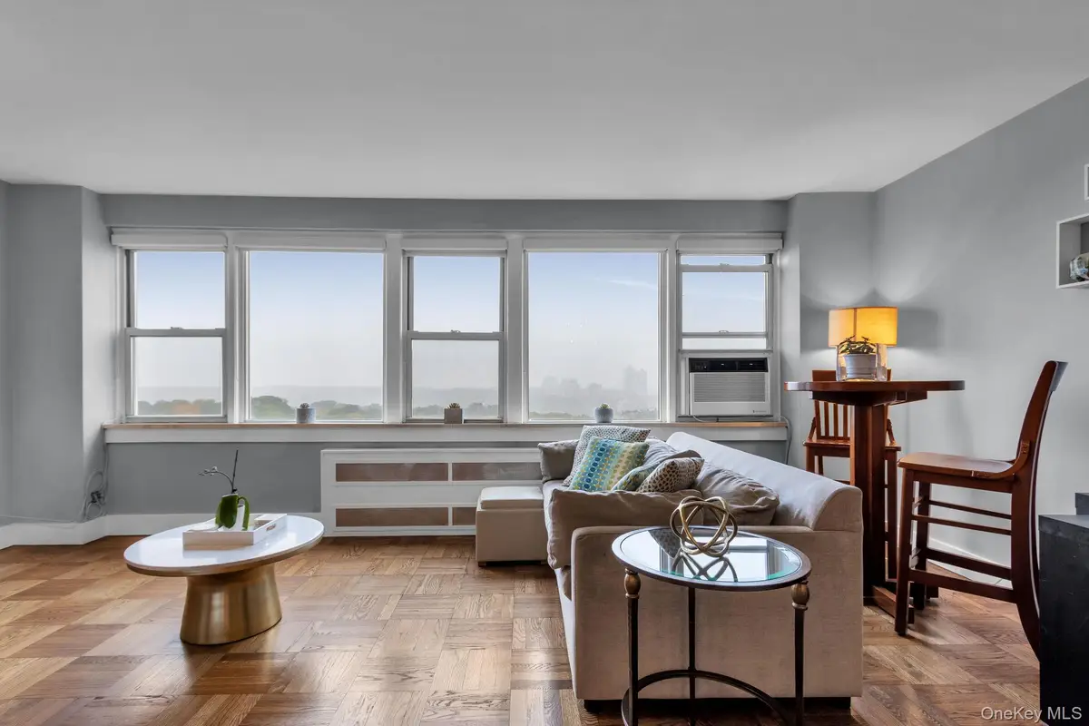 4555 Henry Hudson Parkway #1208, Bronx, NY 10471 - Image #1