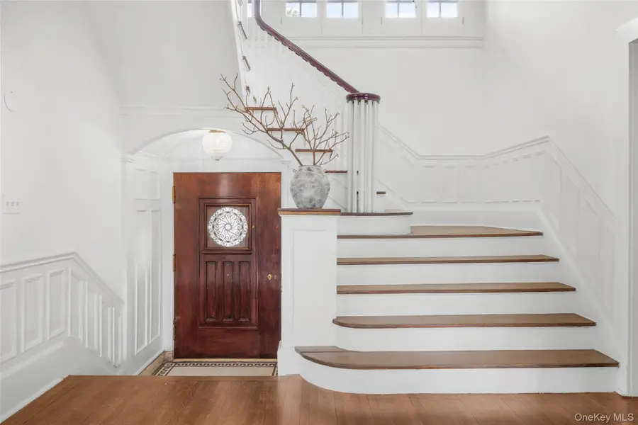 9 Forest Place, New Rochelle, NY 10804 - #3