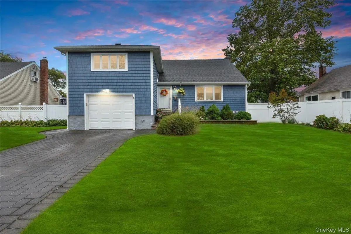 33 Ford Drive S, Massapequa, NY 11758 - Image #1