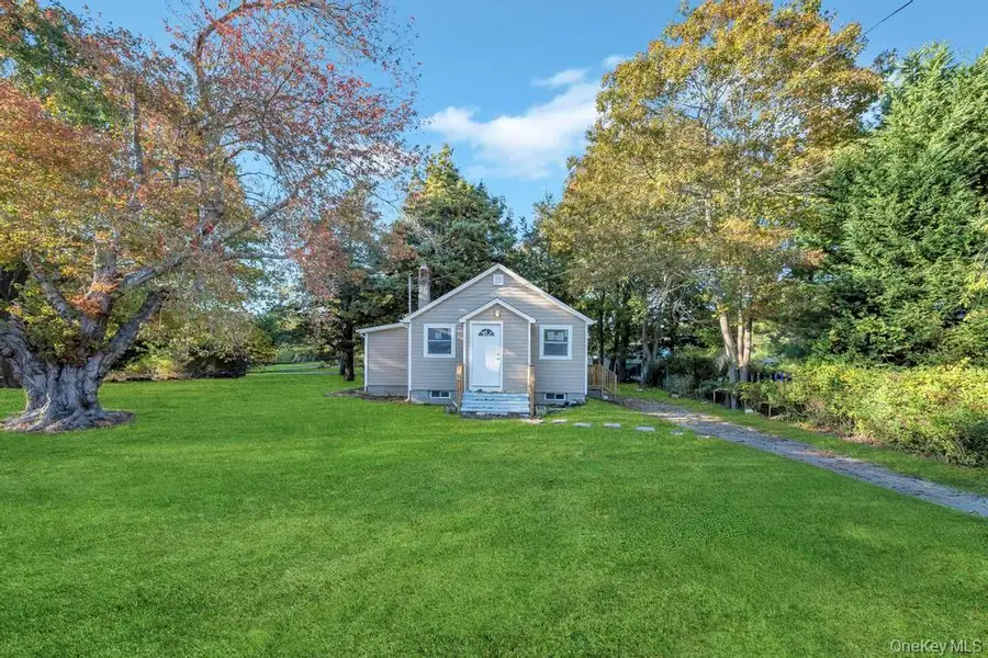 231 Elm Road W, Mastic Beach, NY 11951 - Image #3