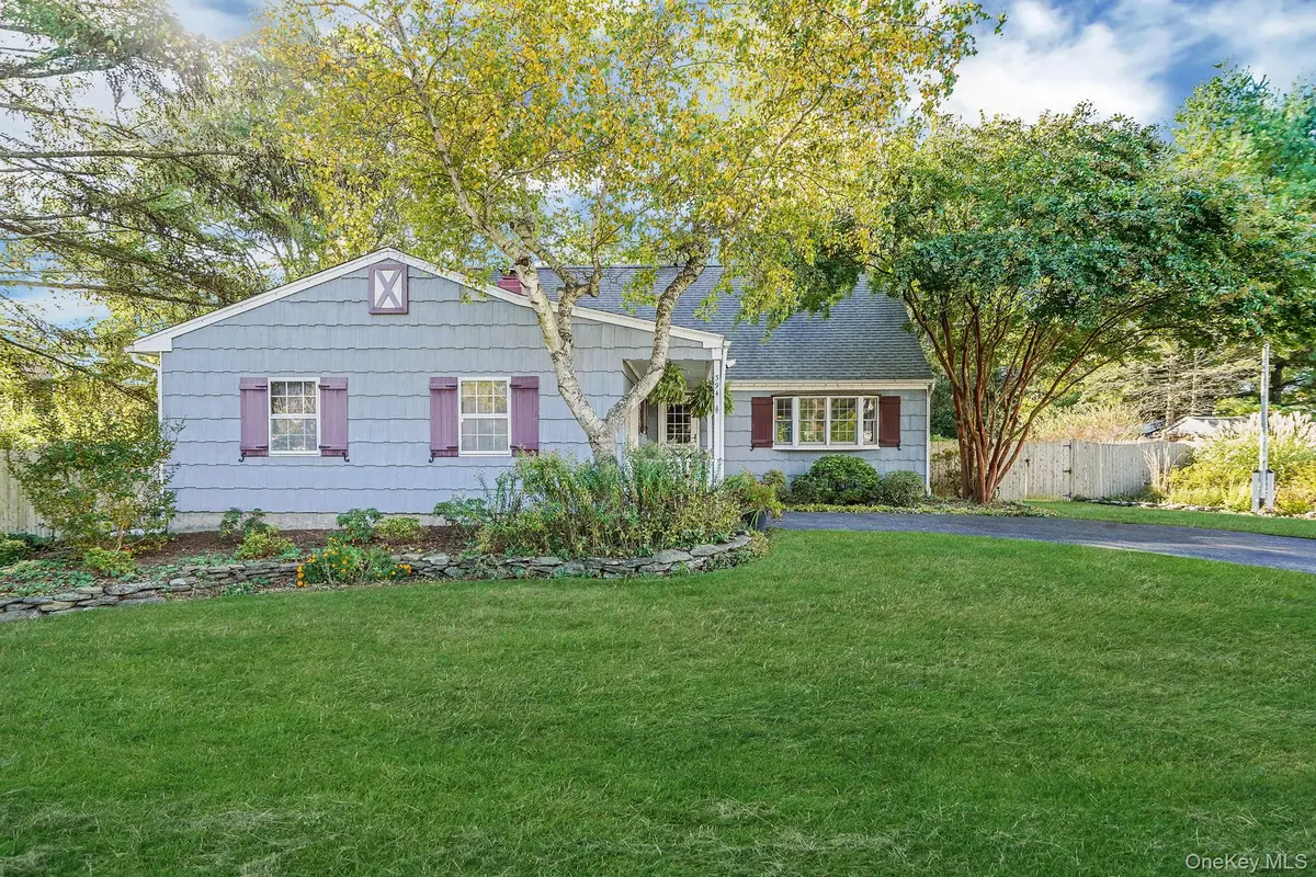 394 Cedarhurst Street, Islip Terrace, NY 11752 - Image #1