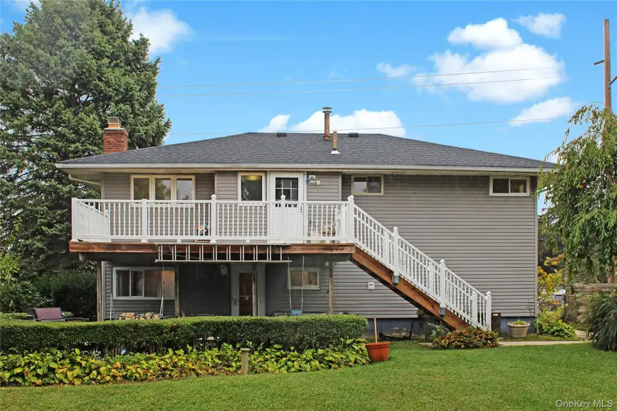 640 Carlls Path, Deer Park, NY 11729 - Image #3