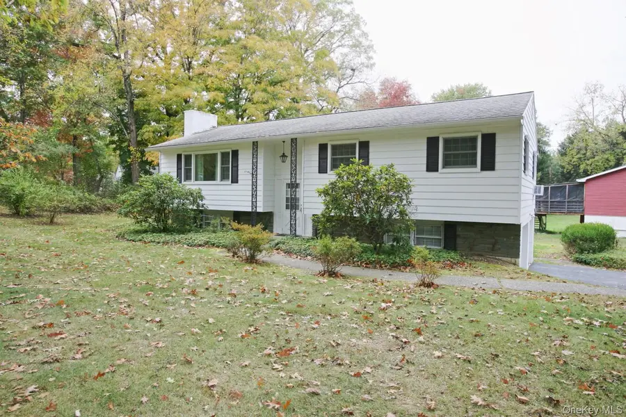7 Margaret Drive, Hyde Park, NY 12538 - Image #2