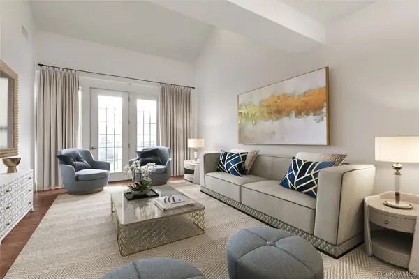 404 White Rose Lane #404, East Meadow, NY 11554