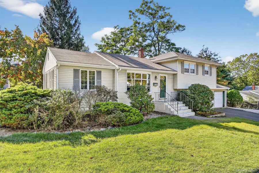 23 Maplewood Boulevard, Suffern, NY 10901 - Image #2