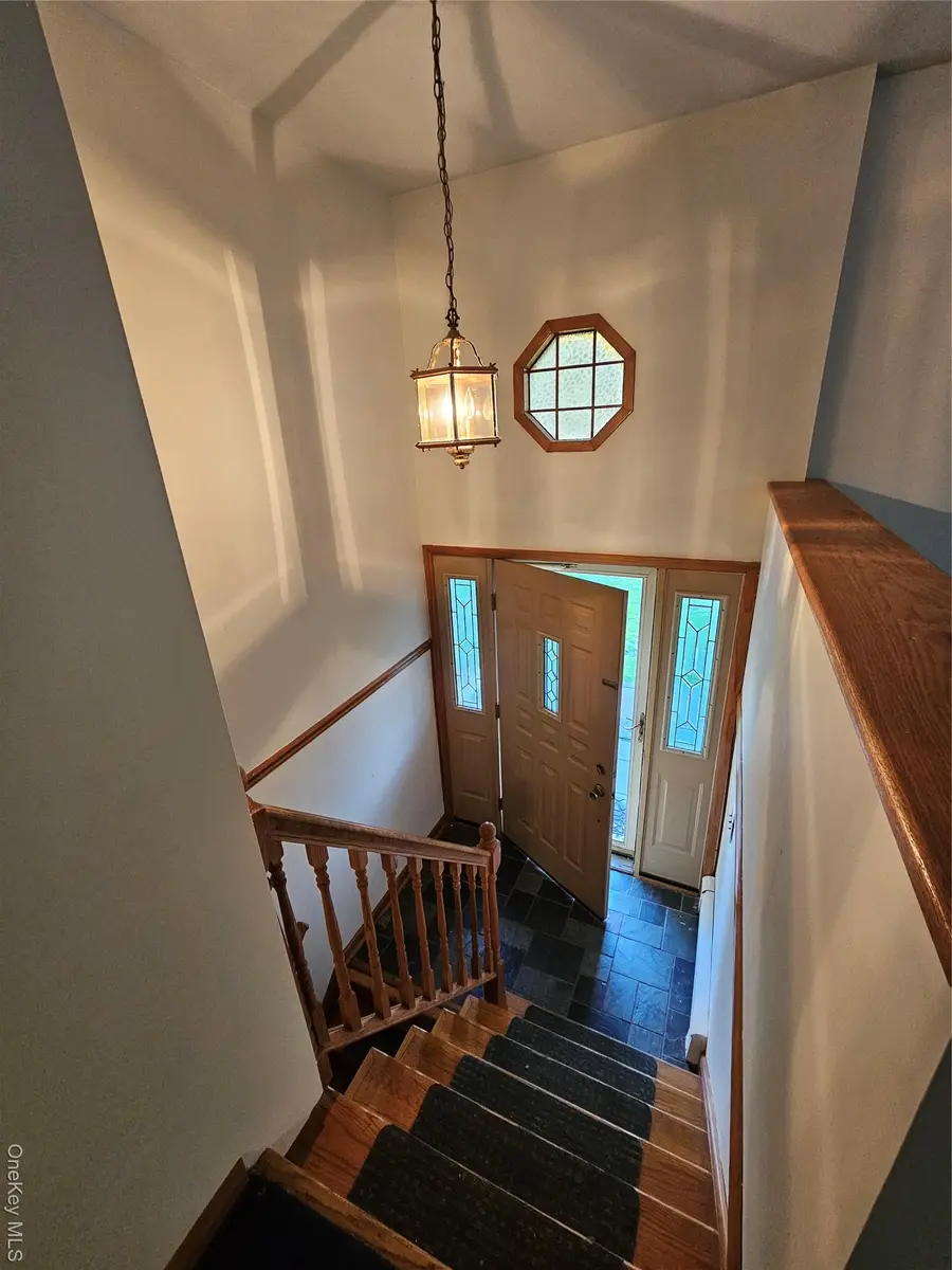 17 Julie Drive, Hopewell Junction, NY 12533 - Image #3