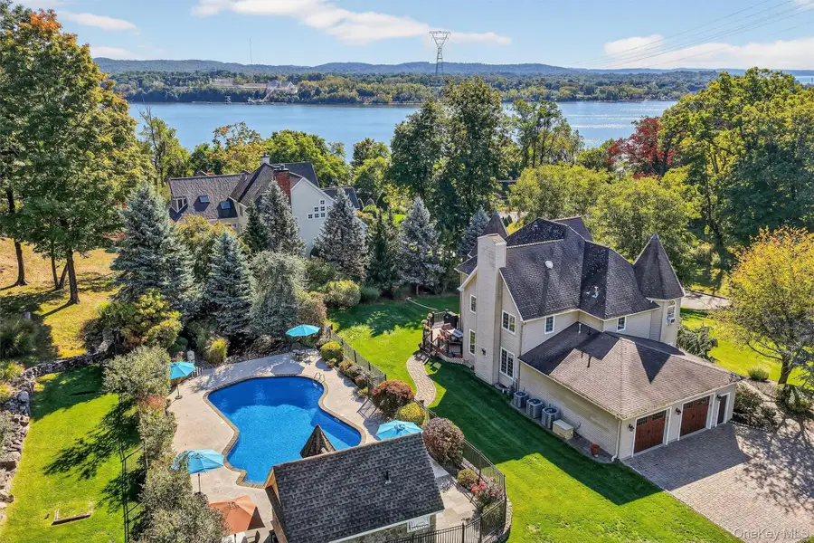 6 Katavolos Drive, Tomkins Cove, NY 10986 - Image #3