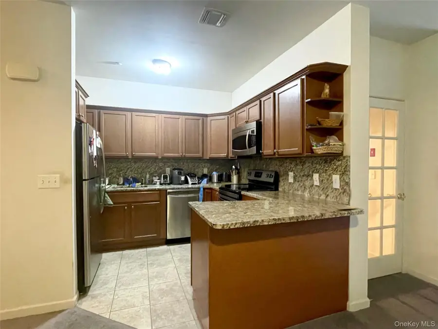 272 Spring Drive, East Meadow, NY 11554 - Image #3