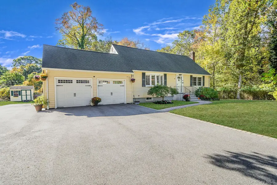 22 5th Avenue, Smithtown, NY 11787 - Image #3