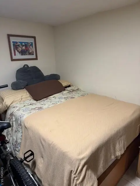 42 Frank Street, North Valley Stream, NY 11580 - Image #3