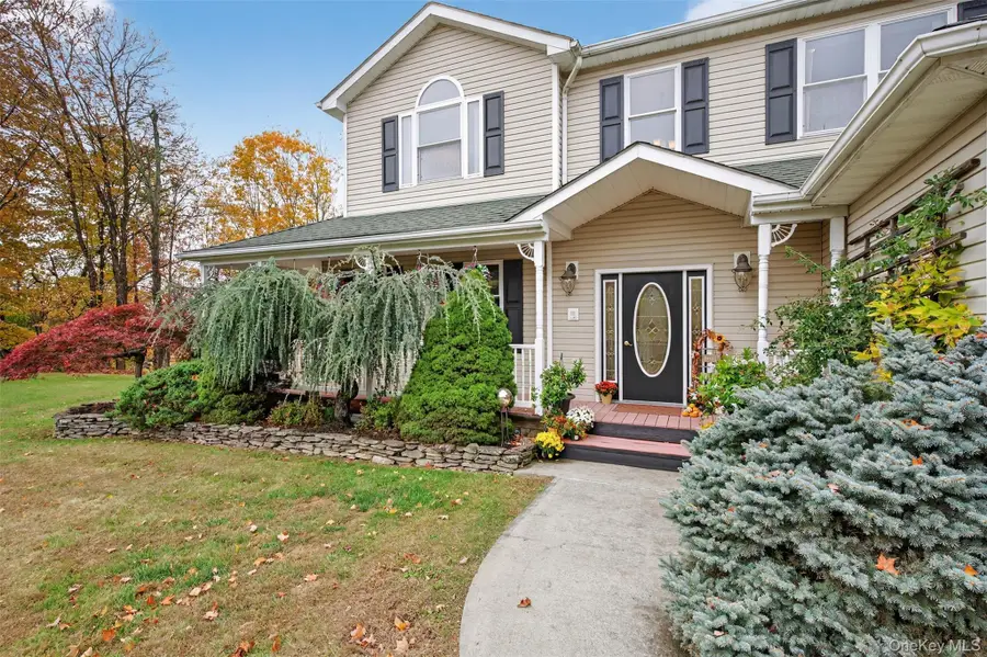 9 Country Woods Drive, Chester, NY 10918 - Image #2