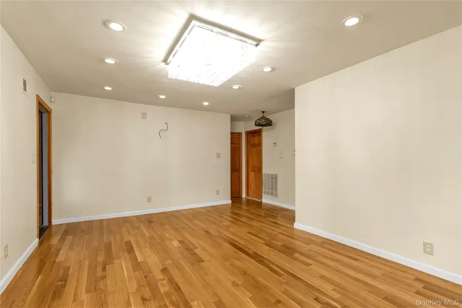 7653 268th Street, Queens, NY 11040 - Image #3