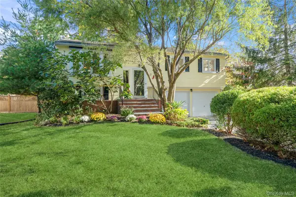 17 Lanier Lane, Bay Shore, NY 11706