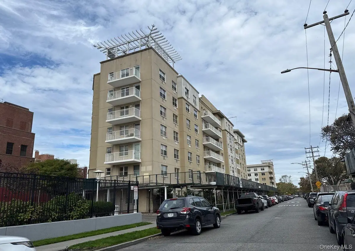 221 Beach 80th Street #3D, Rockaway Beach, NY 11693 - Image #1