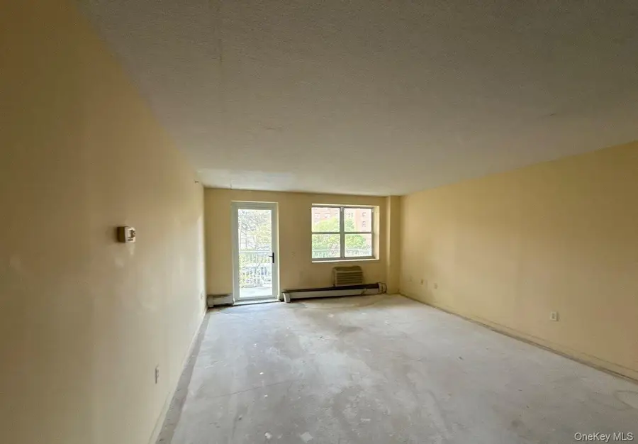 221 Beach 80th Street #3D, Rockaway Beach, NY 11693 - Image #2