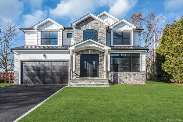 47 Shelter Hill Road, Plainview, NY 11803