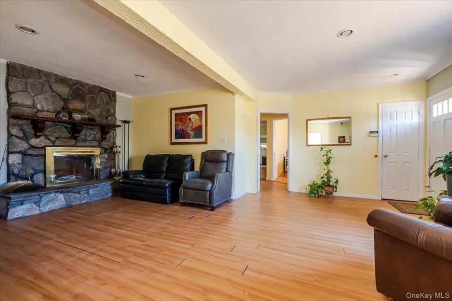 27 Hewlett Point Avenue, East Rockaway, NY 11518 - Image #2