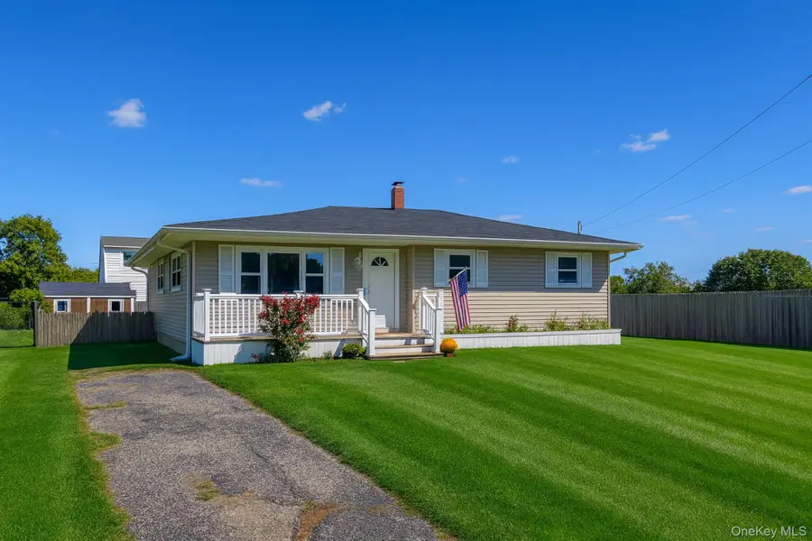 16 Elm Road E, Mastic Beach, NY 11951 - Image #2