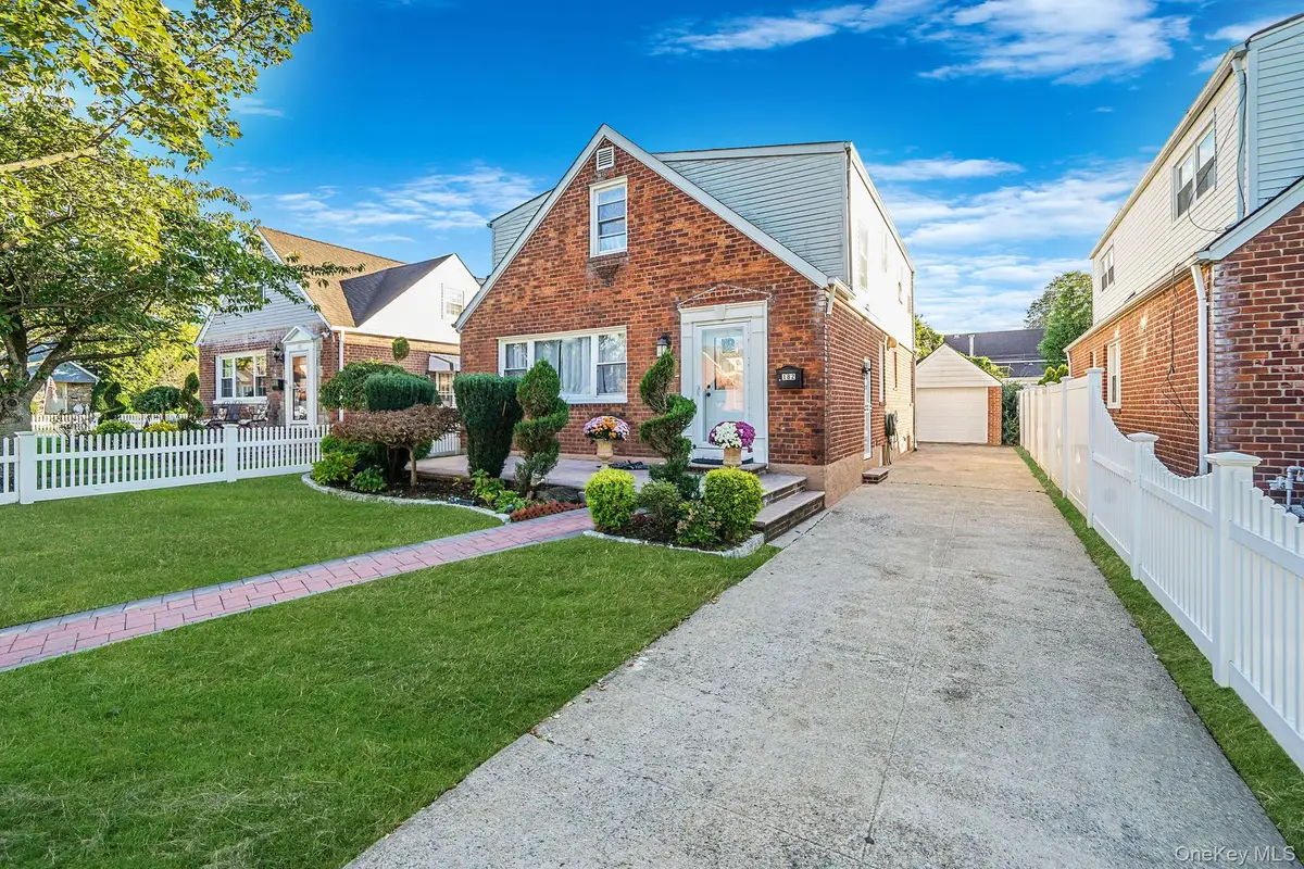 182 Ann Street, Valley Stream, NY 11580 - Image #1