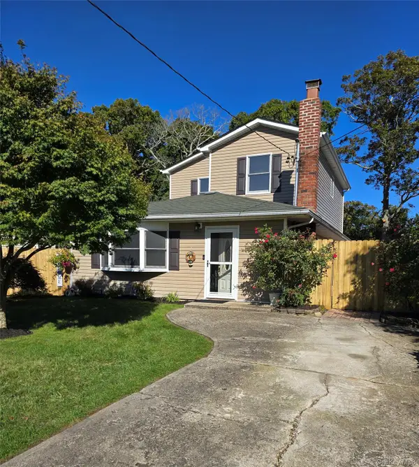 73 Saint George Drive, Shirley, NY 11967