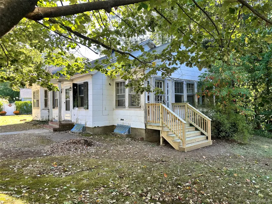 344 Coolidge Drive, Centerport, NY 11721 - Image #3