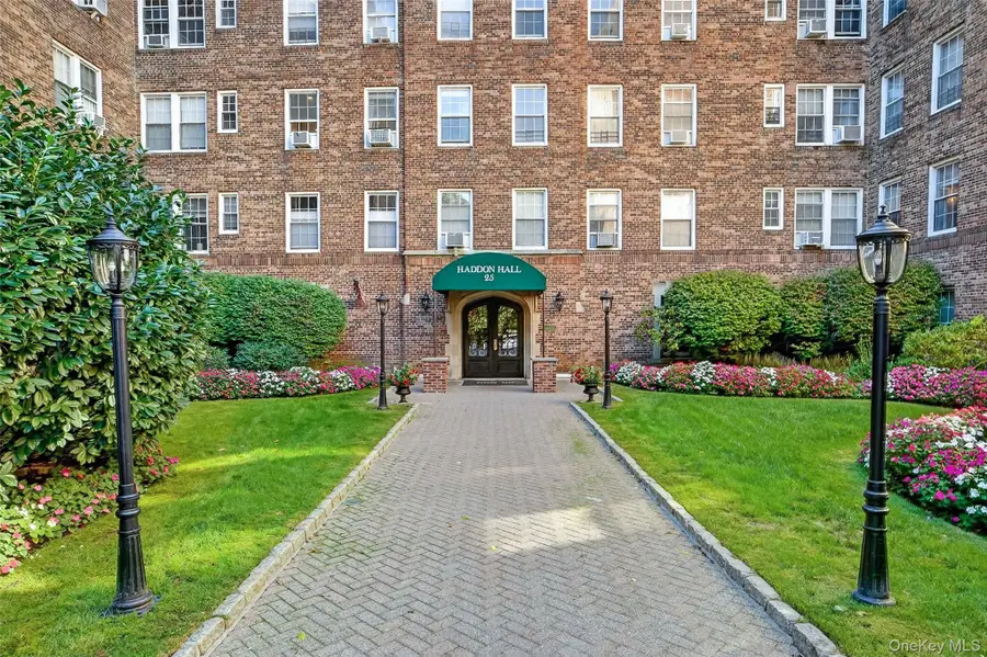 25 Parkview Avenue #2G, Bronxville, NY 10708 - Image #2