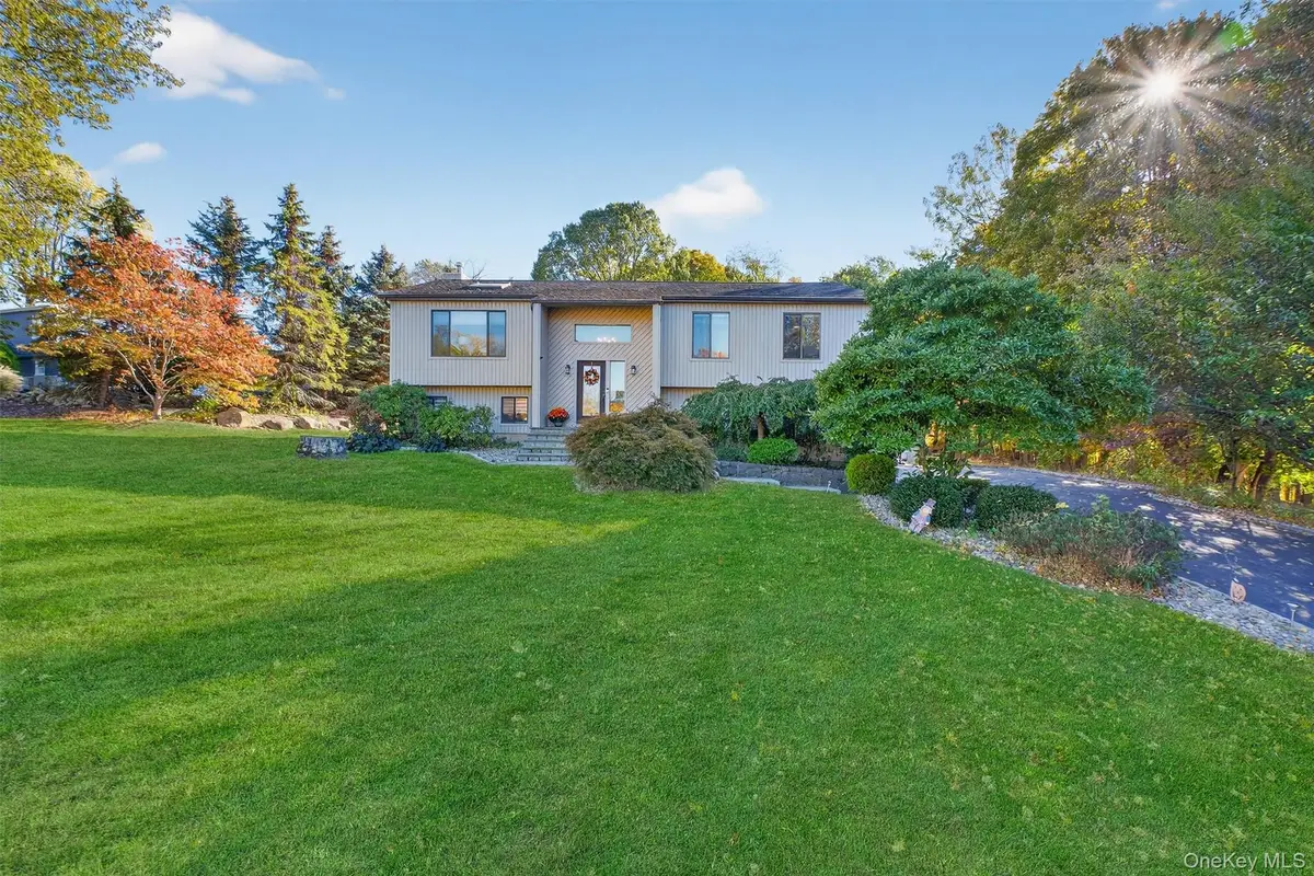 33 Santino Court, Mahopac, NY 10541 - Image #1